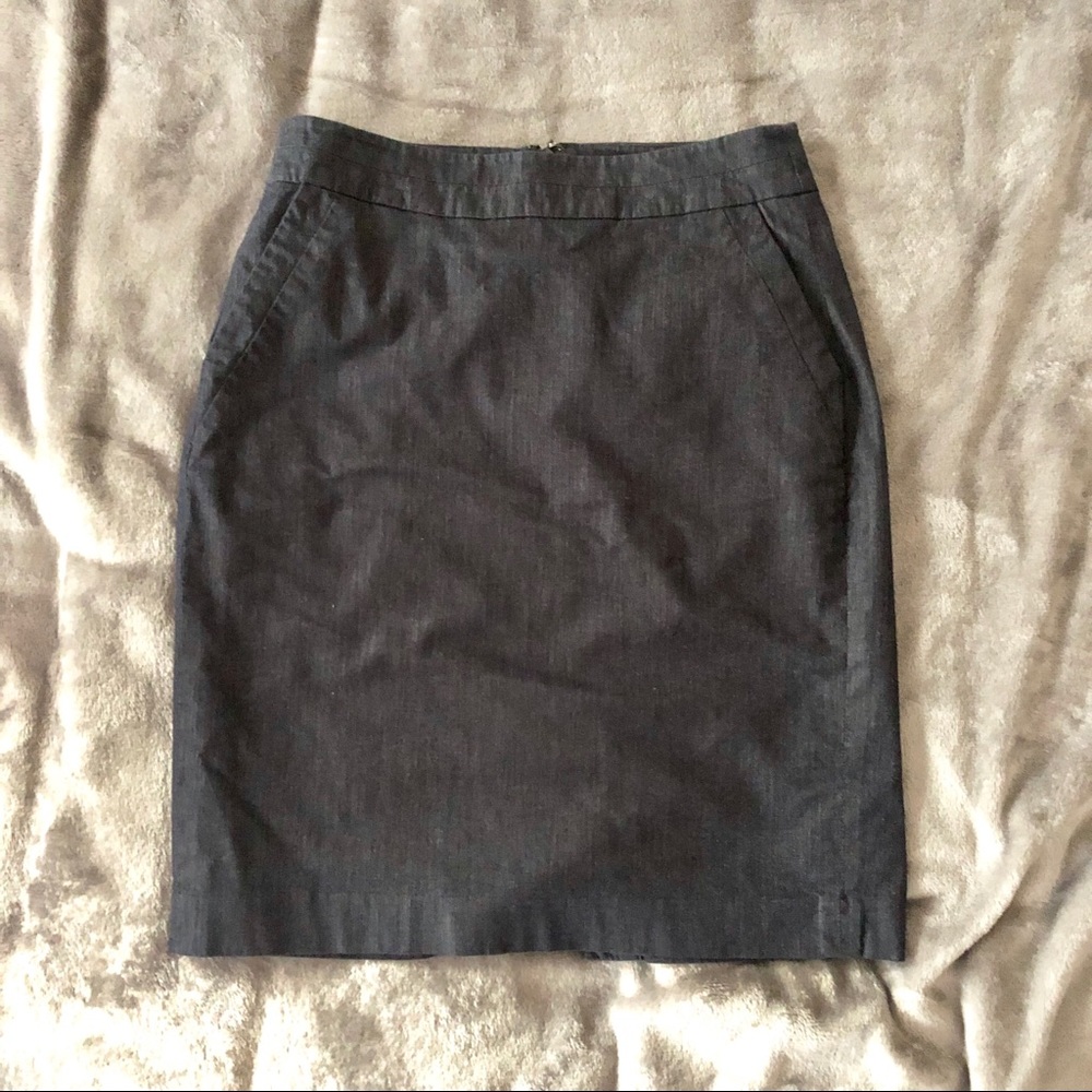LOFT Denim Pocket Shift Skirt!